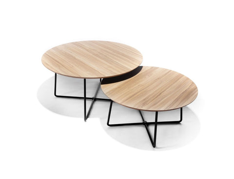 Nesting coffee tables